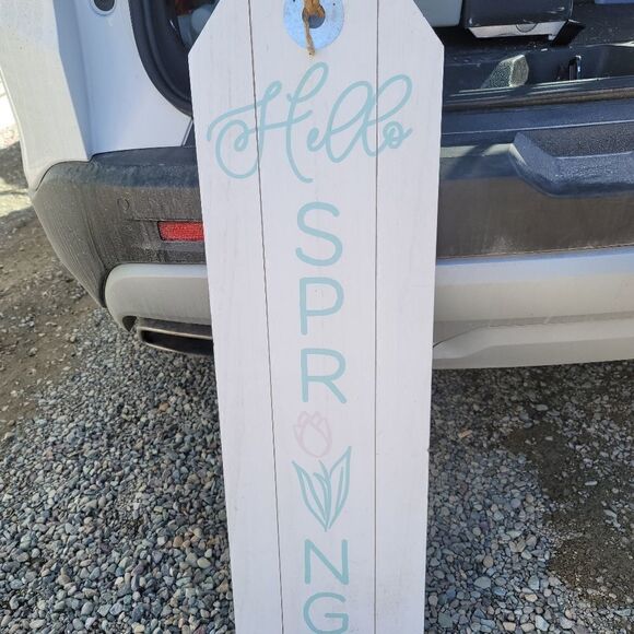 Indoor/outdoor "Welcome Spring" sign - Picture 1 of 1